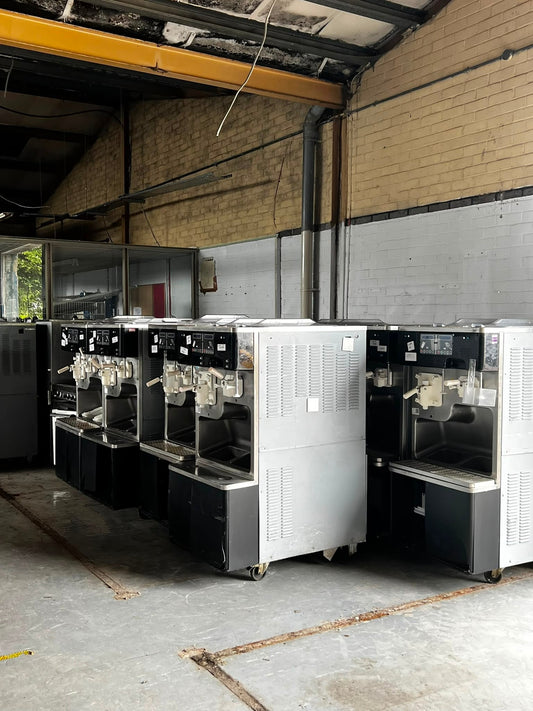 2012 Carpigiani K3 Twin Barrel Soft Serve Ice Cream Machine – 3 Phase - TRADE OUTLET SCOTLAND LTD