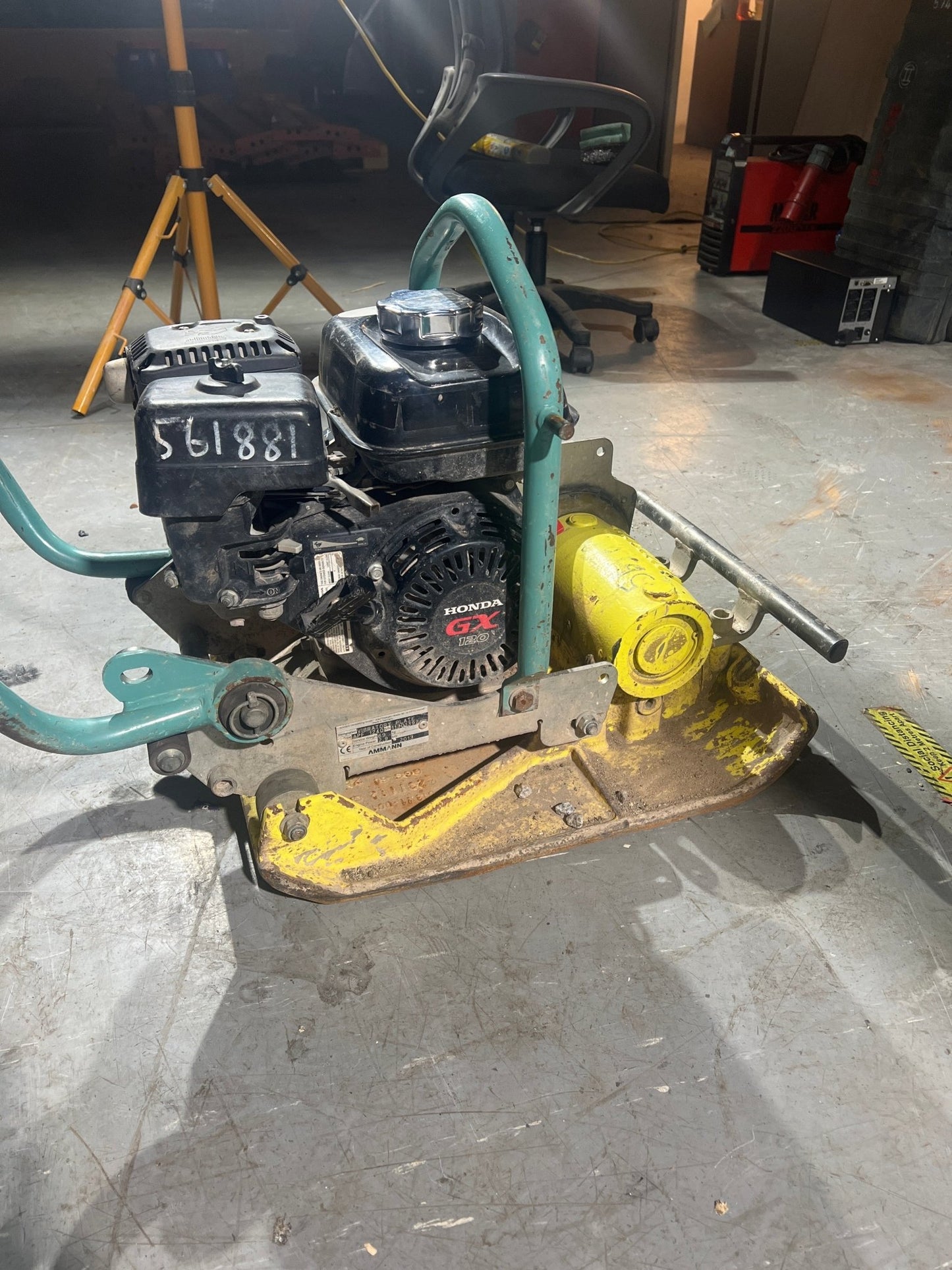 2013 Ammann APF 1240 petrol vibrating plate compactor in good used condition. - TRADE OUTLET SCOTLAND LTD