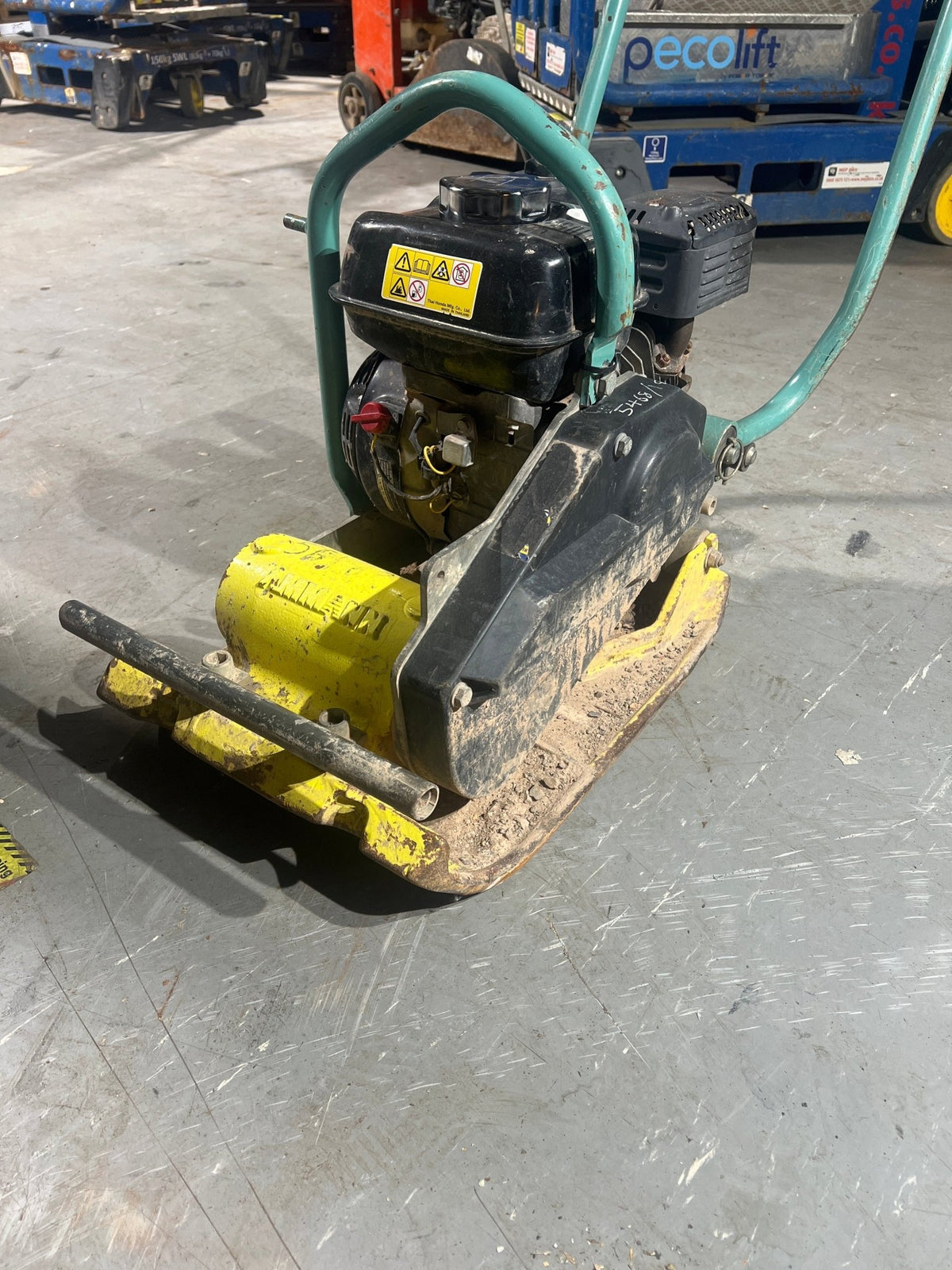 2013 Ammann APF 1240 petrol vibrating plate compactor in good used condition. - TRADE OUTLET SCOTLAND LTD