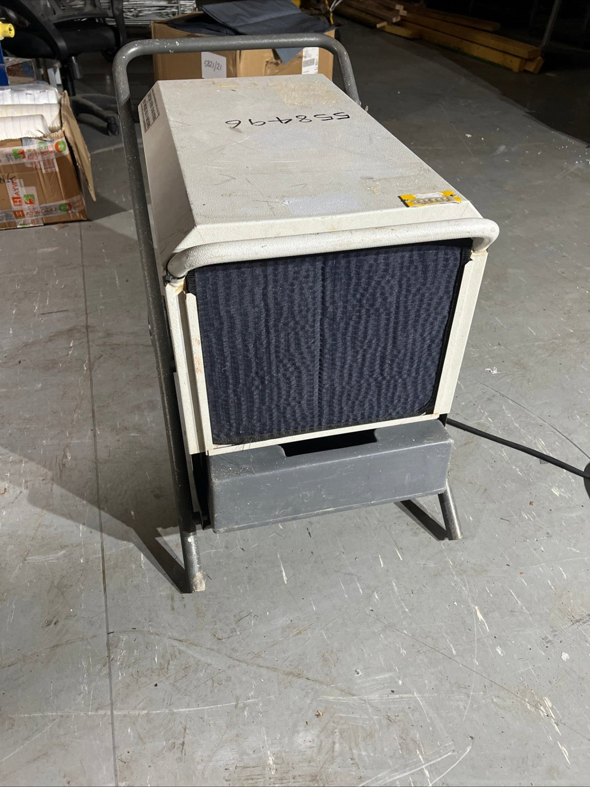 Kroll T40 Dual Commercial Dehumidifier 40L 110V/230V Tested Working Low Hours - TRADE OUTLET SCOTLAND LTD