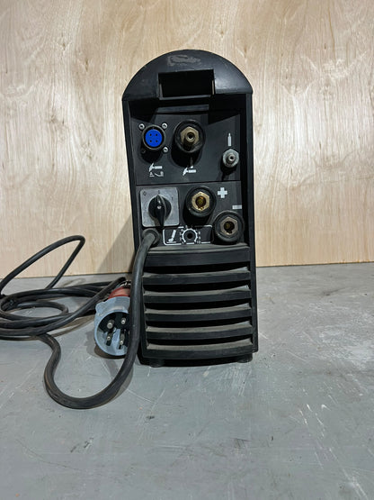 Master 2200 MIG Welder | 415V 3-Phase | Industrial Welding Machine | Used - TRADE OUTLET SCOTLAND LTD