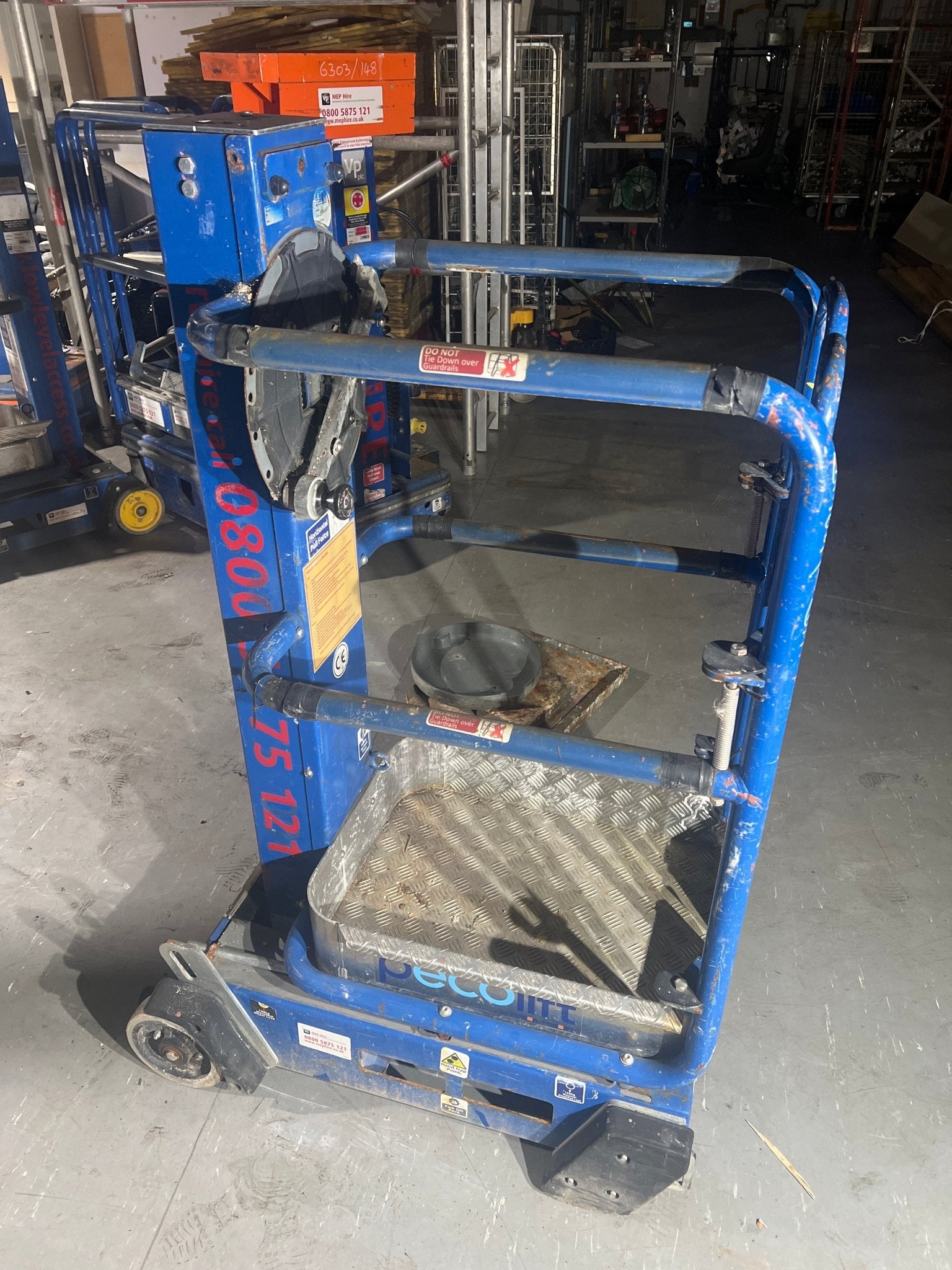 Power Towers PecoLift Manual Access Platform 3.5m Working Height – Choice Available - TRADE OUTLET SCOTLAND LTD